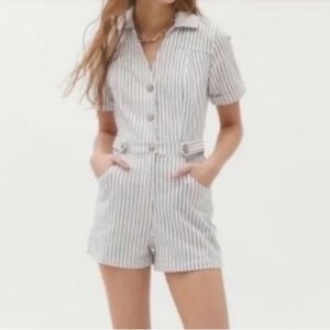 💙 BDG Striped White Romper